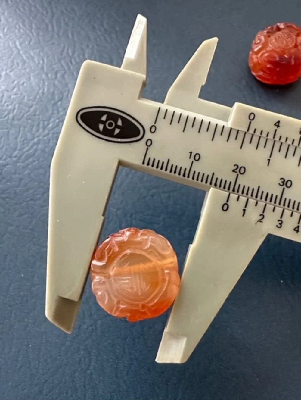 Vintage Carved Carnelian Round Beads - Set of 5